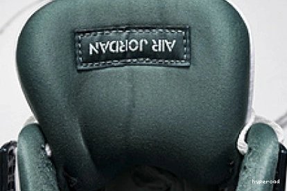 Hyperoad “Oxidized Air Green” Jordan 4 0813